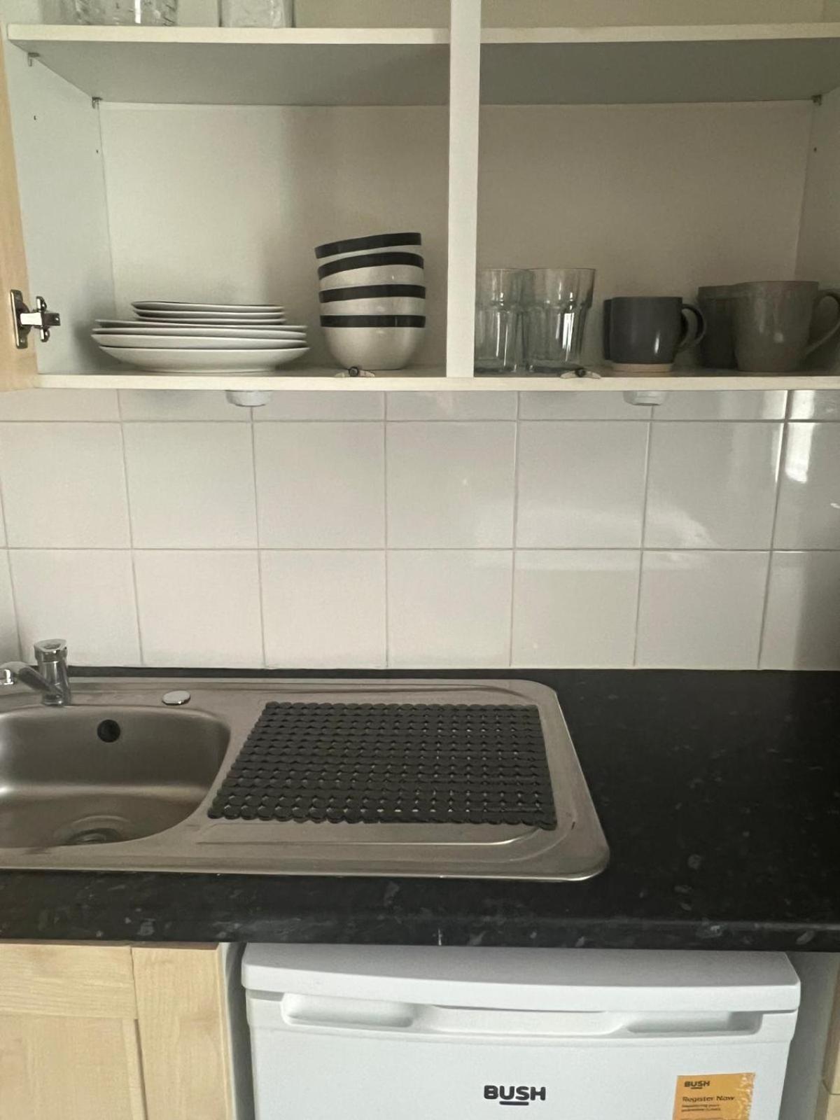 Studio Flat 7 With Private Shower & Wc Hotel Нотингам Екстериор снимка